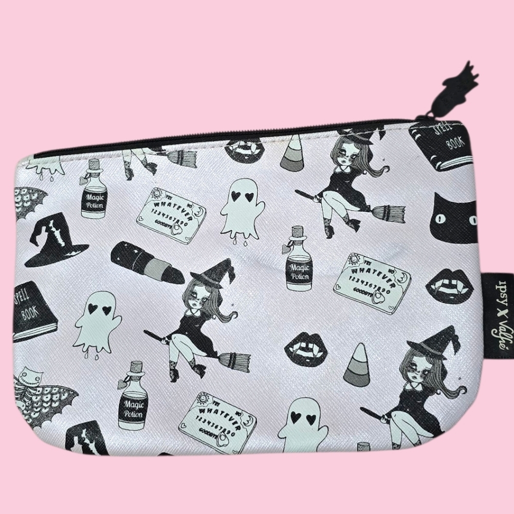Makeup Bags - Picture 6 of 7